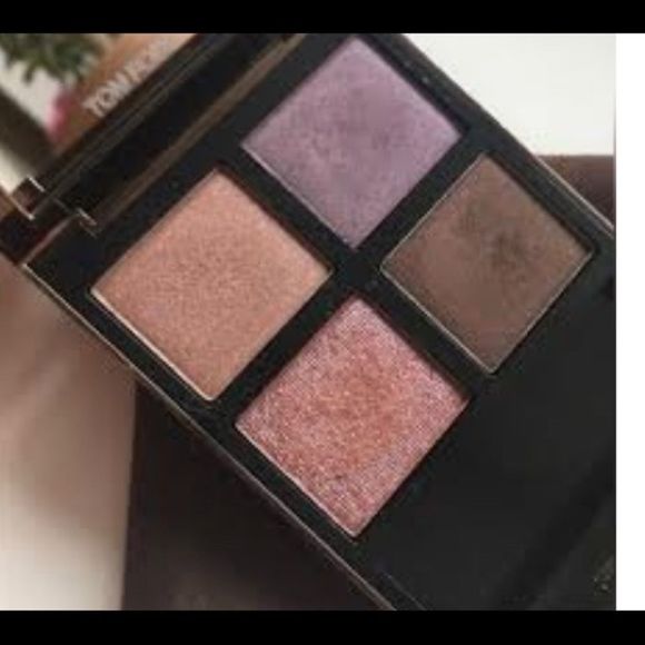 - “LAST ONE hard to find PRETTY BABY” QUAD EYE SHADOW PALETTE by TOM FORD - Picture 5 of 11